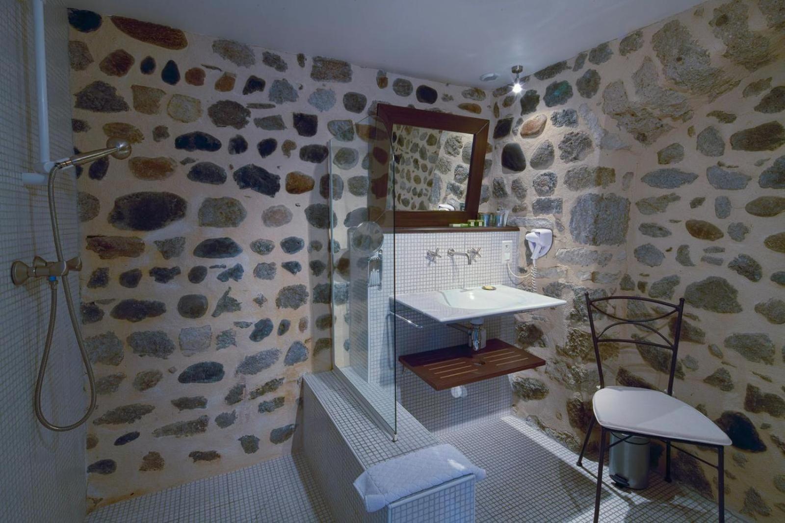 La Cour Carree Hotel 3*