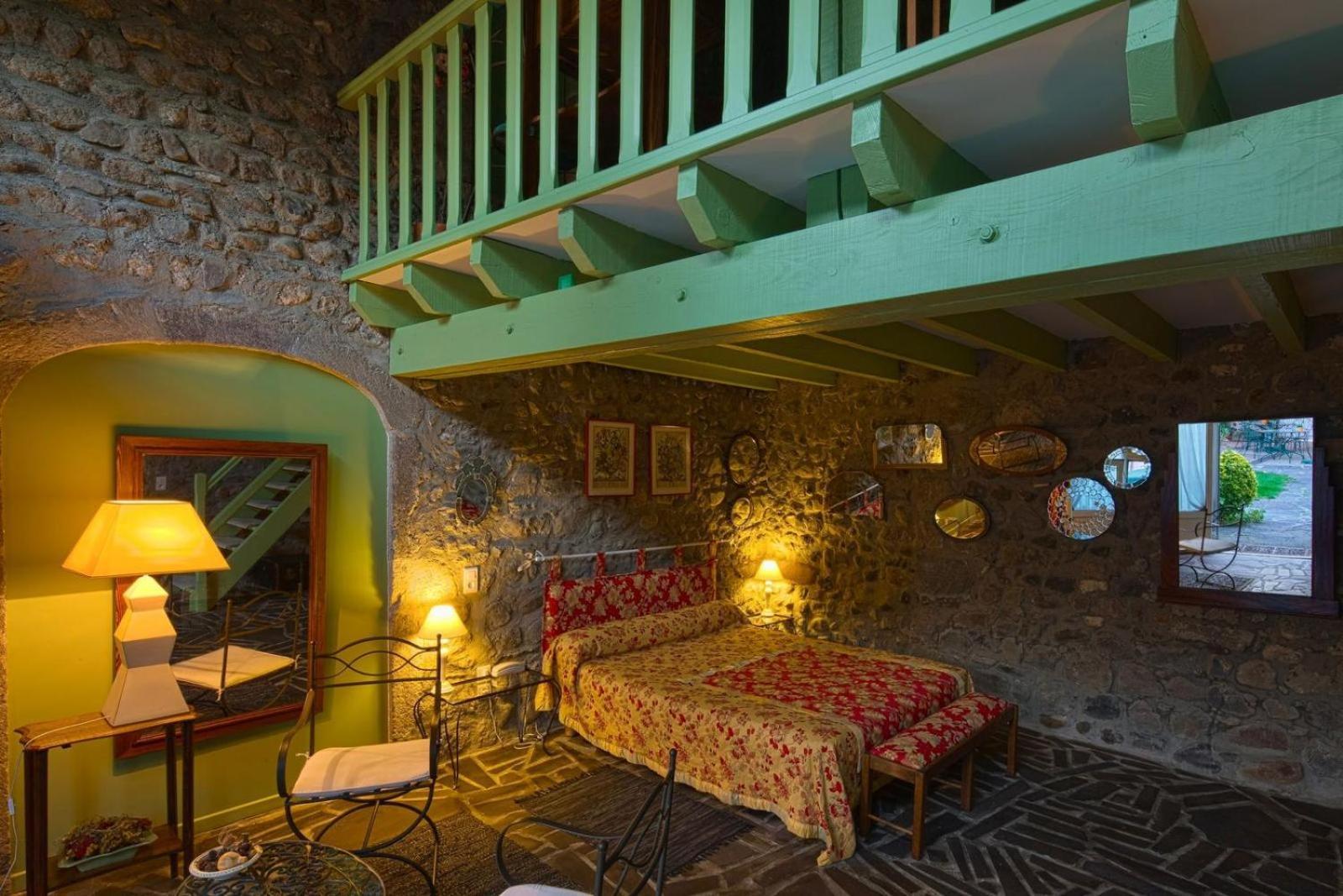 La Cour Carree Hotel 3*